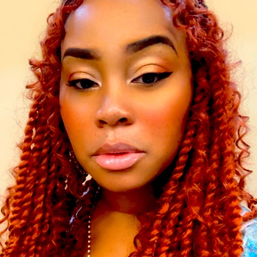 Meet your Posher, Sabrina